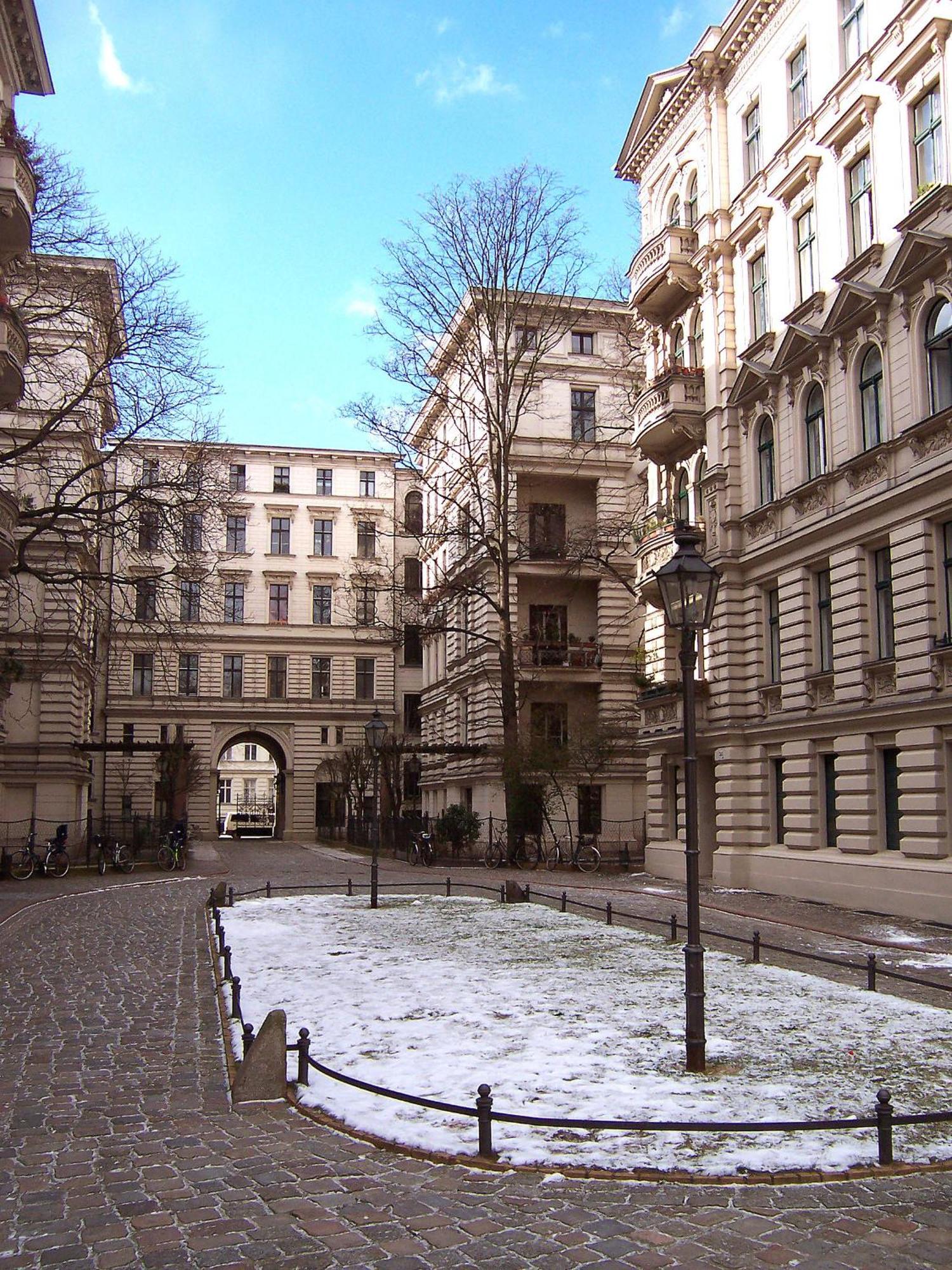 Ruhige Ferienwohnung In Kreuzberg Berlim Exterior foto