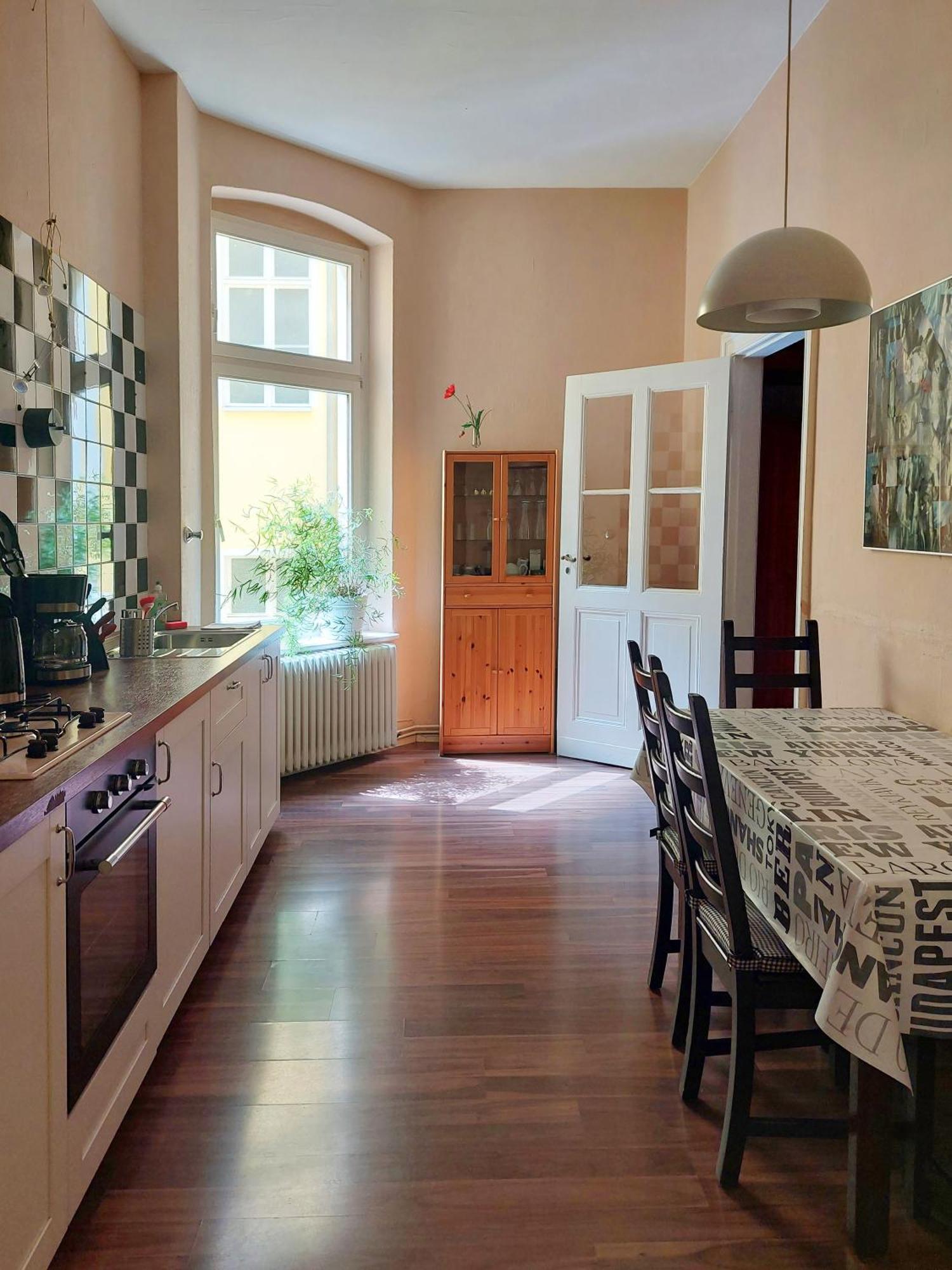 Ruhige Ferienwohnung In Kreuzberg Berlim Exterior foto