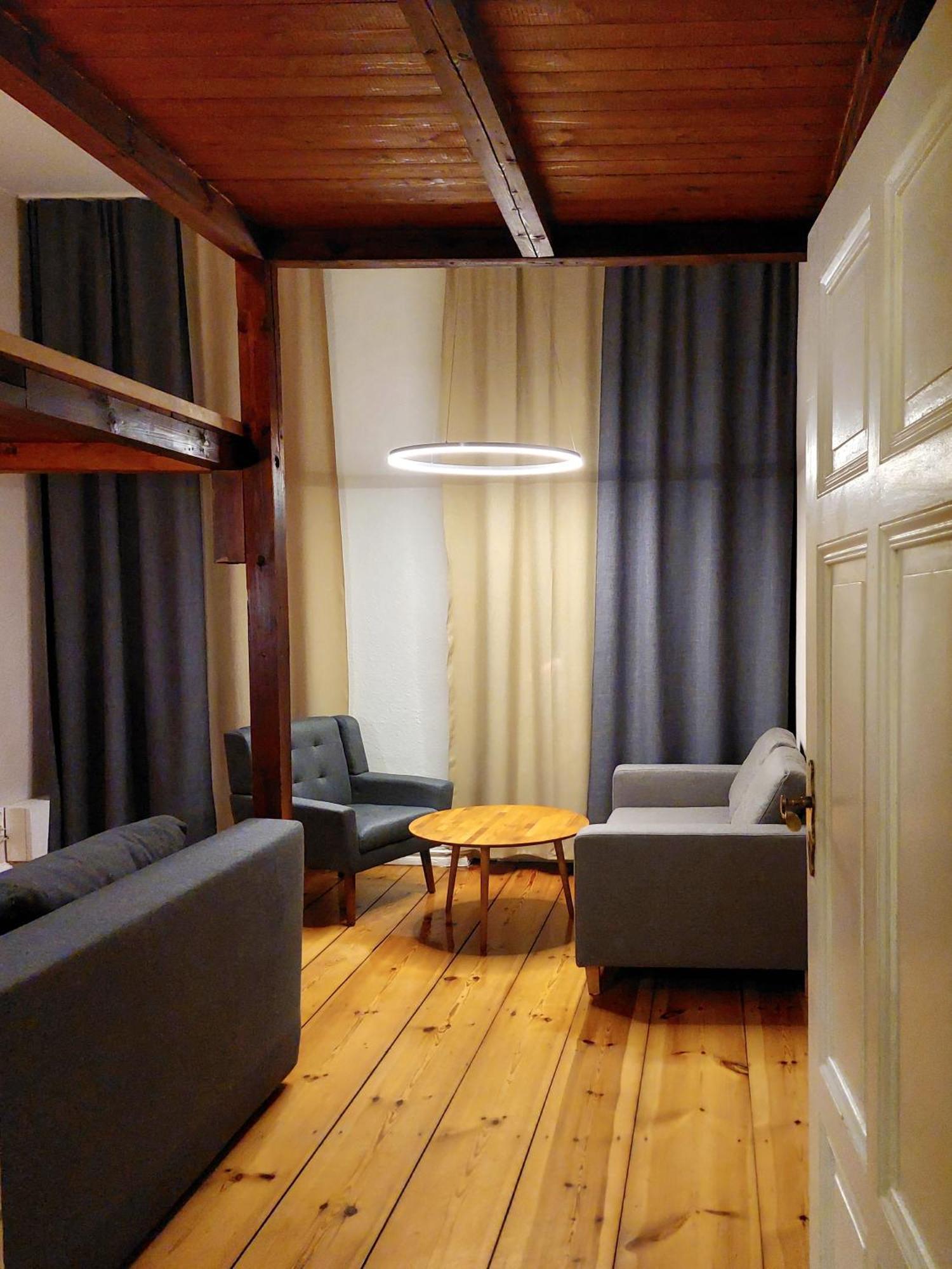 Ruhige Ferienwohnung In Kreuzberg Berlim Exterior foto